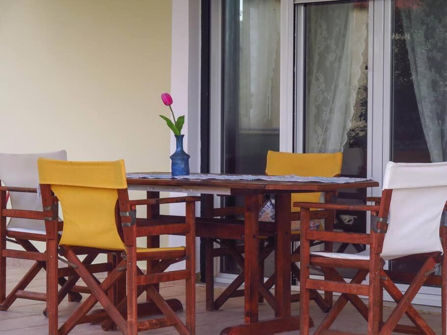Villa Rania: Ευάερη Βίλα Με Θέα Τη Θάλασσα 릭수리 외부 사진